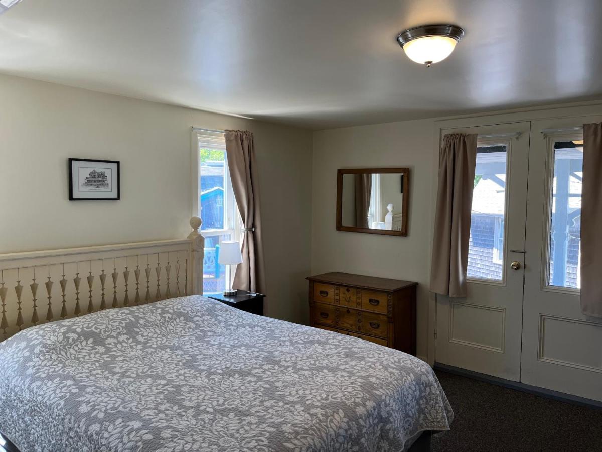 Hotel The Attleboro House Oak Bluffs Zewnętrze zdjęcie